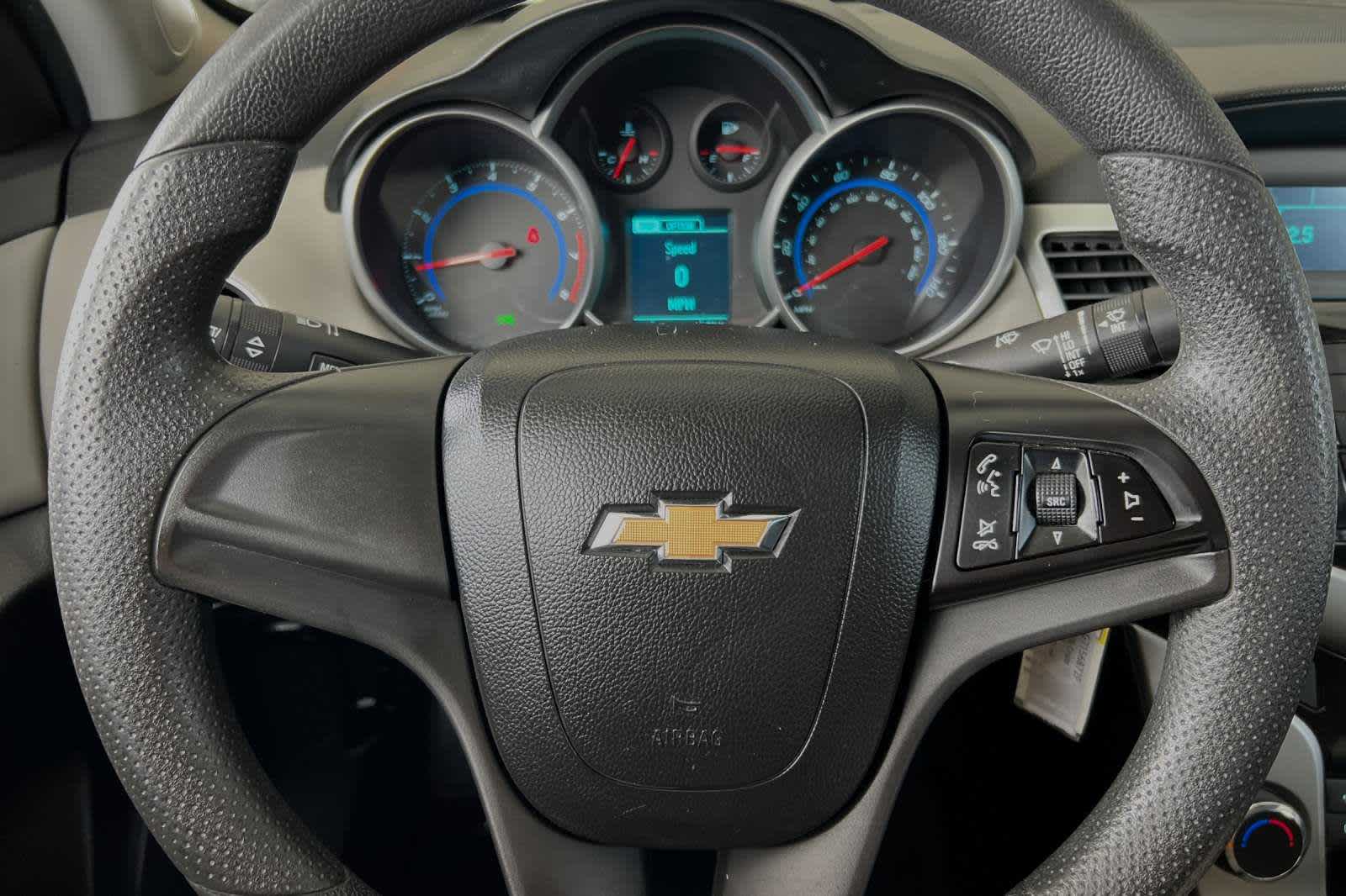 2016 Chevrolet Cruze Limited 21