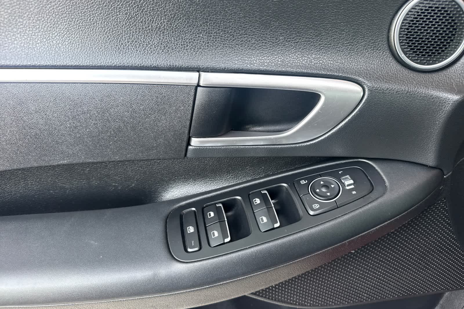 Thumbnail: 2021 Hyundai Sonata - 12