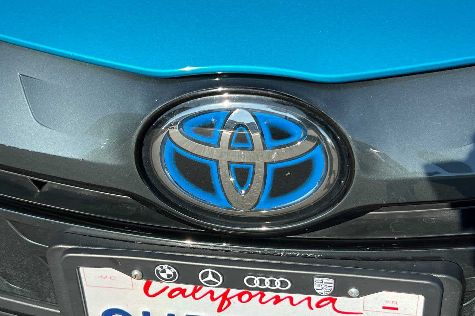 Thumbnail: 2021 Toyota Prius Prime - 9