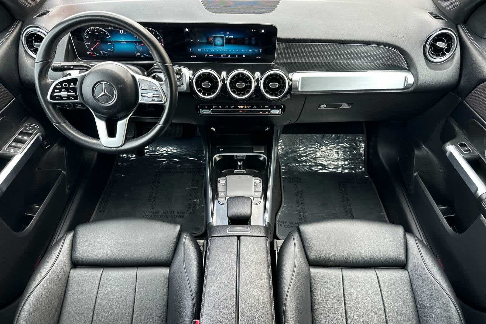 Thumbnail: 2021 Mercedes-Benz GLB - 3