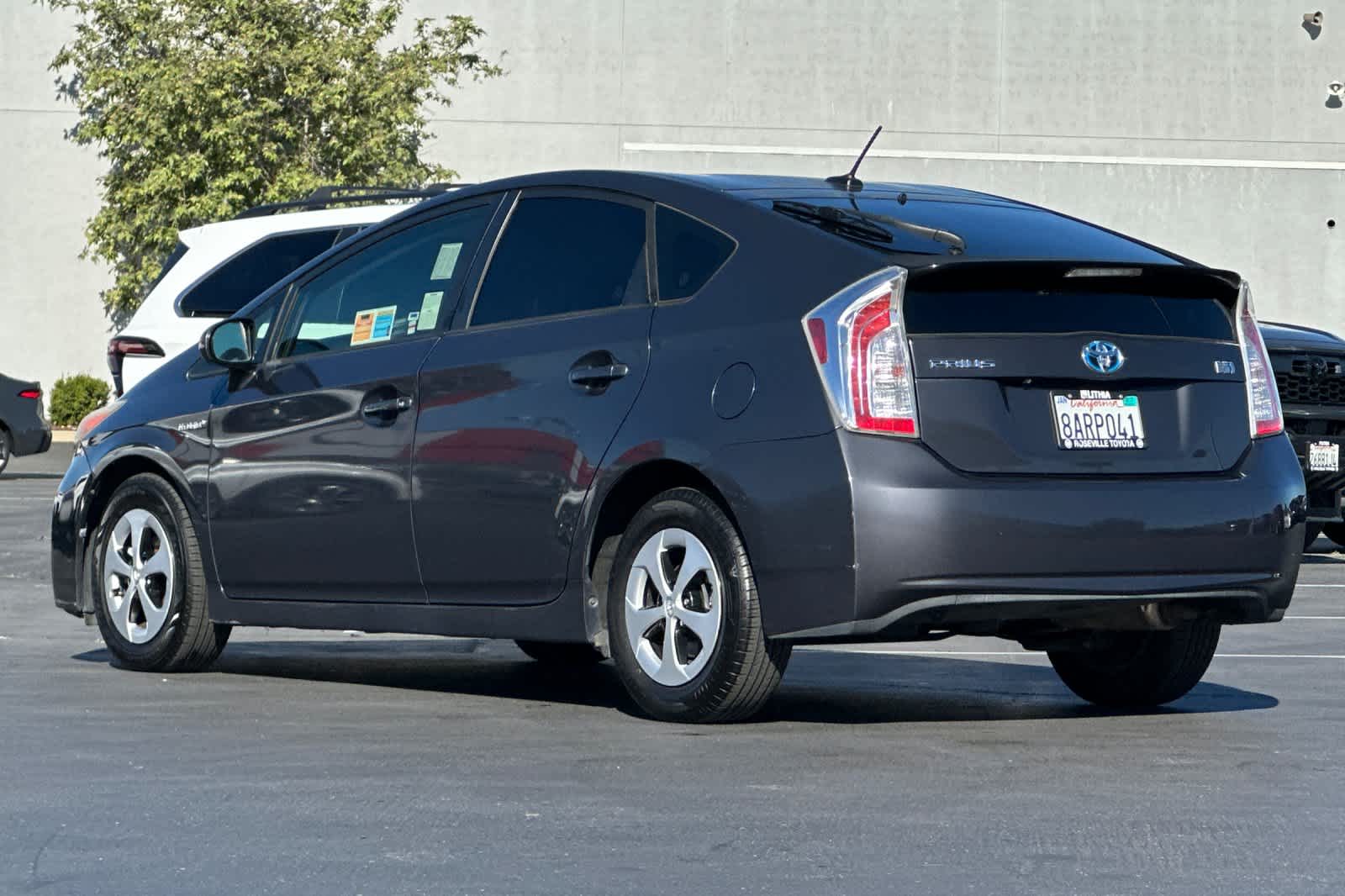 Thumbnail: 2014 Toyota Prius - 7