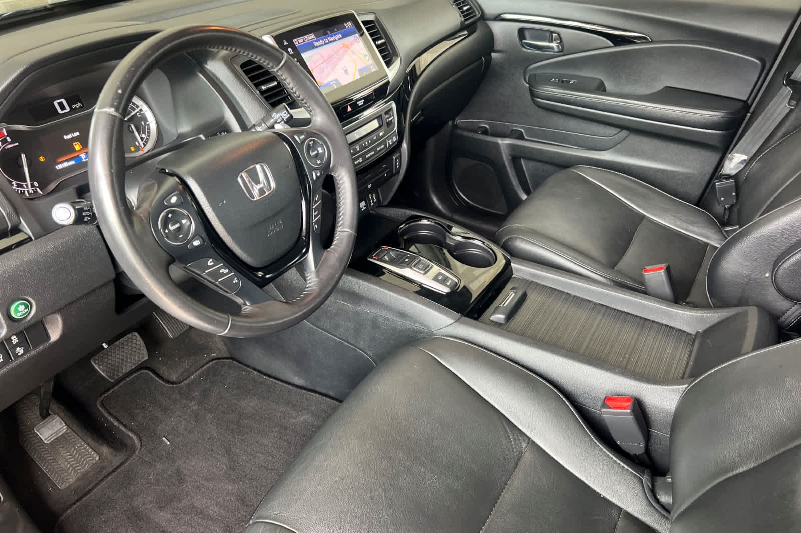 Thumbnail: 2018 Honda Pilot - 11