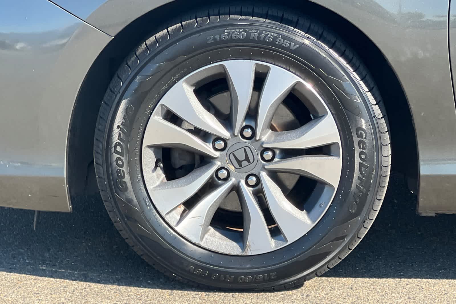 Thumbnail: 2013 Honda Accord - 28