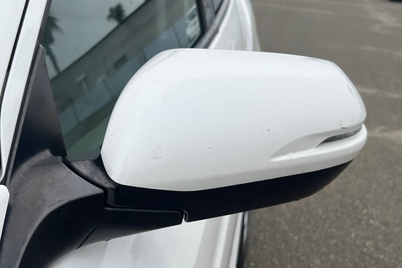 Thumbnail: 2016 Honda HR-V - 19