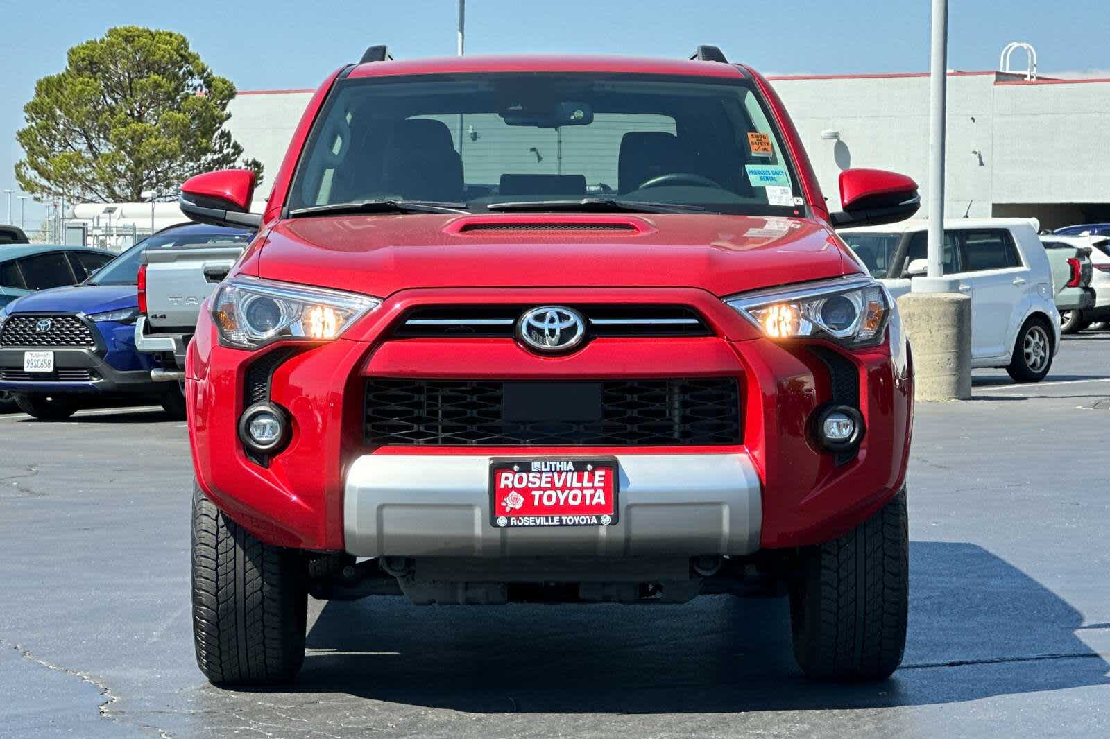 Thumbnail: 2024 Toyota 4Runner - 10