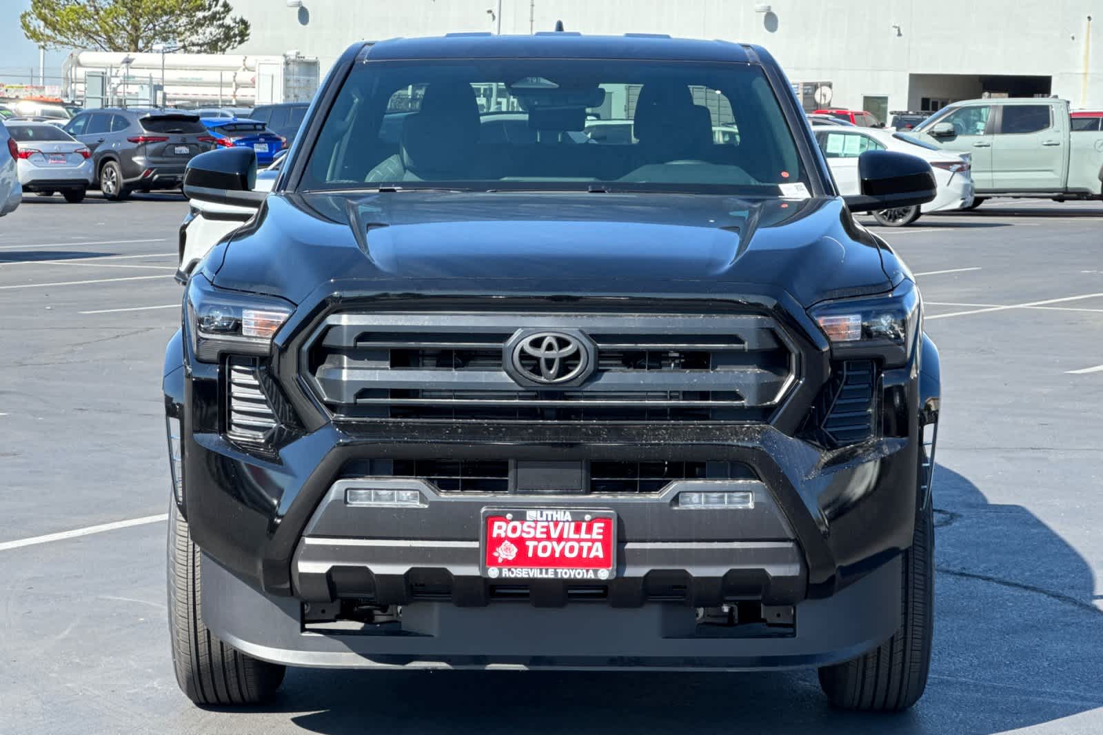 Thumbnail: 2025 Toyota Tacoma - 10