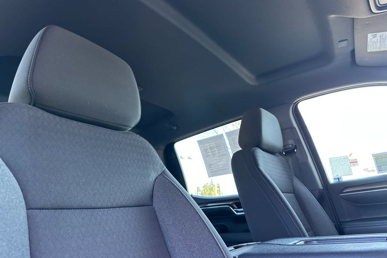 Thumbnail: 2022 Chevrolet Silverado 1500 - 17