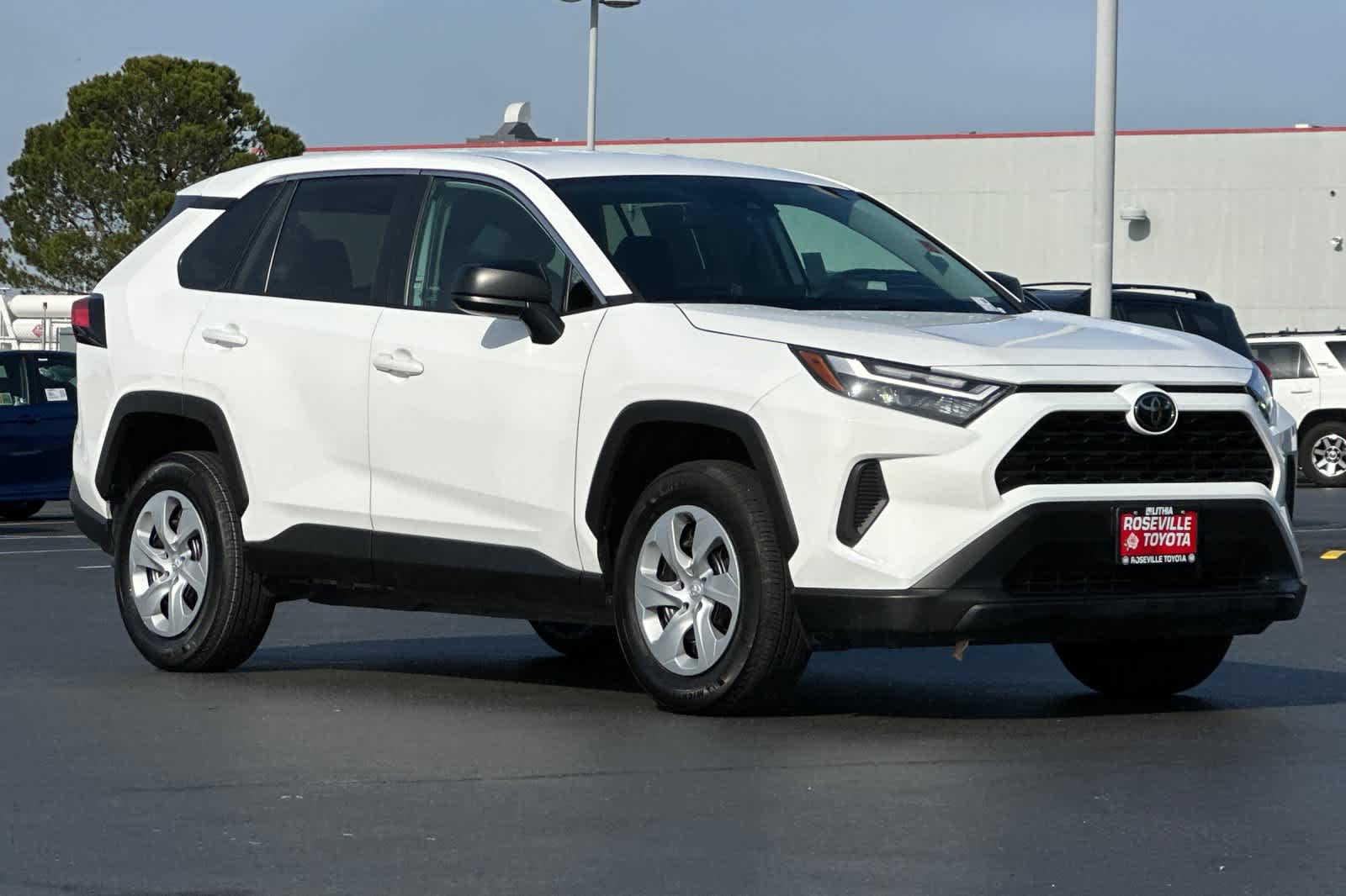 Thumbnail: 2024 Toyota RAV4 - 5