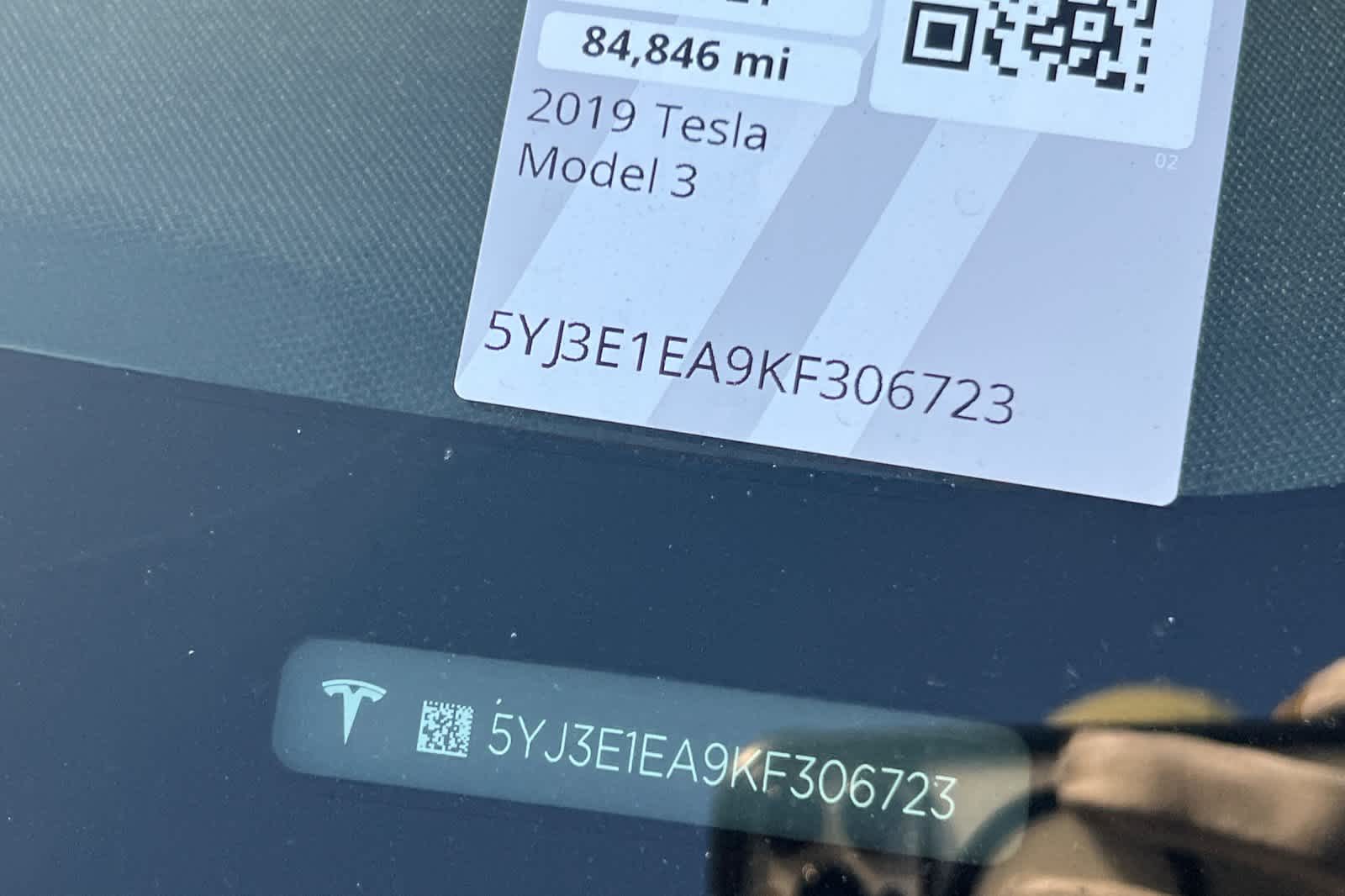 Thumbnail: 2019 Tesla Model 3 - 22