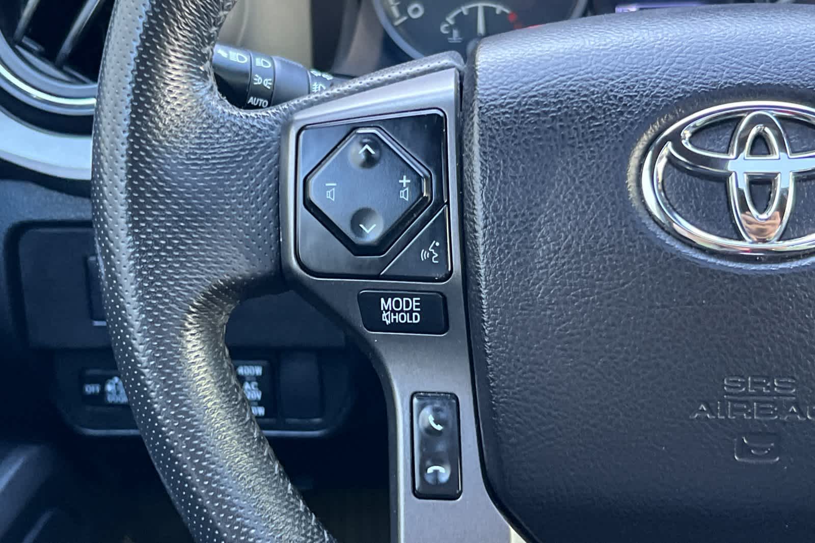 Thumbnail: 2021 Toyota Tacoma - 26