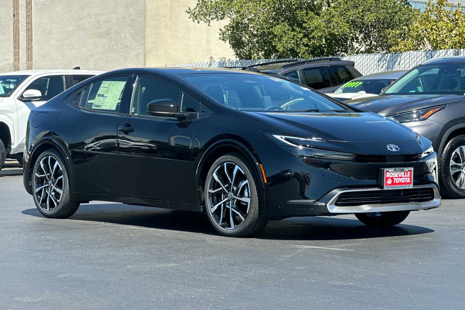 Thumbnail: 2025 Toyota Prius - 9