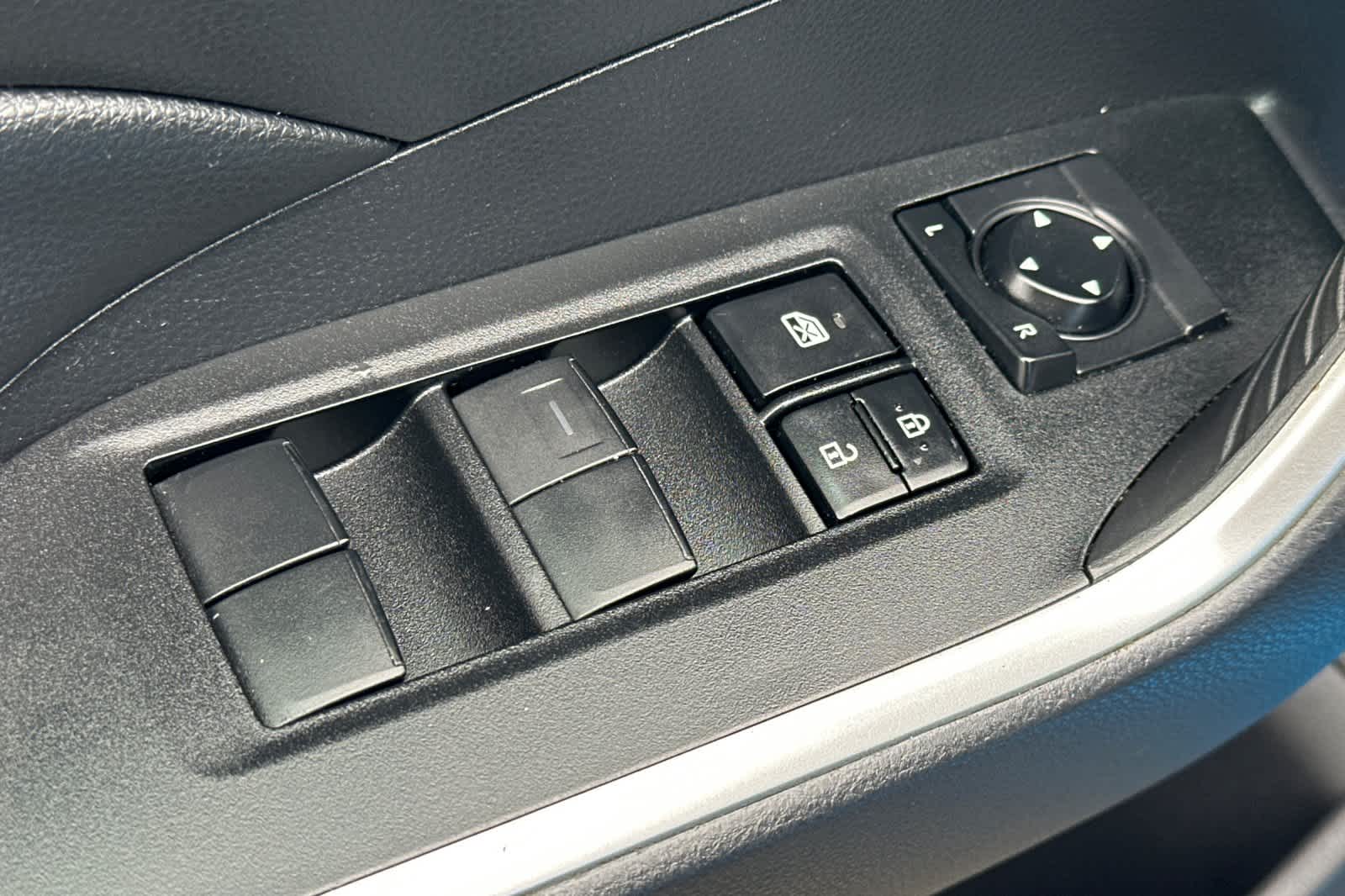 Thumbnail: 2021 Toyota RAV4 - 13