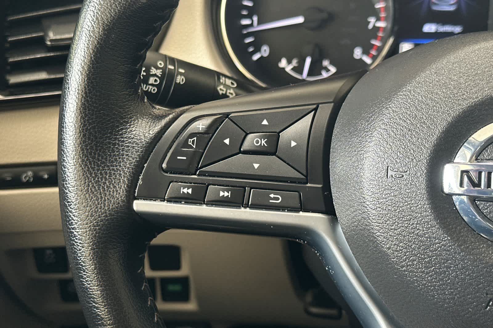 Thumbnail: 2022 Nissan Rogue Sport - 26