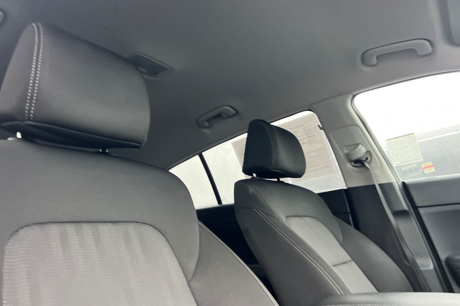 Thumbnail: 2019 Kia Sportage - 18