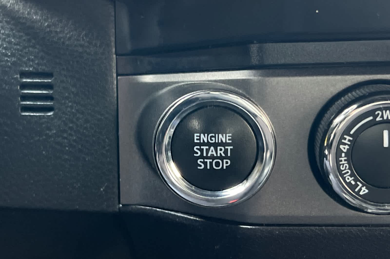 Thumbnail: 2021 Toyota Tacoma - 22