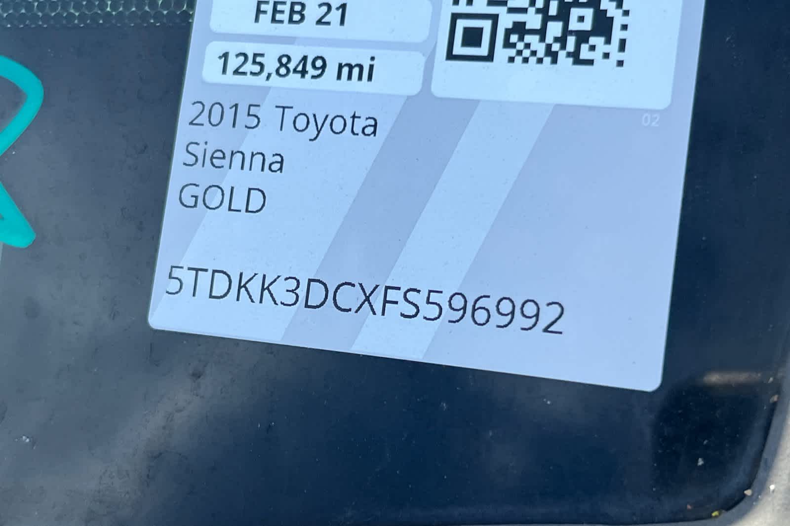 Thumbnail: 2015 Toyota Sienna - 23