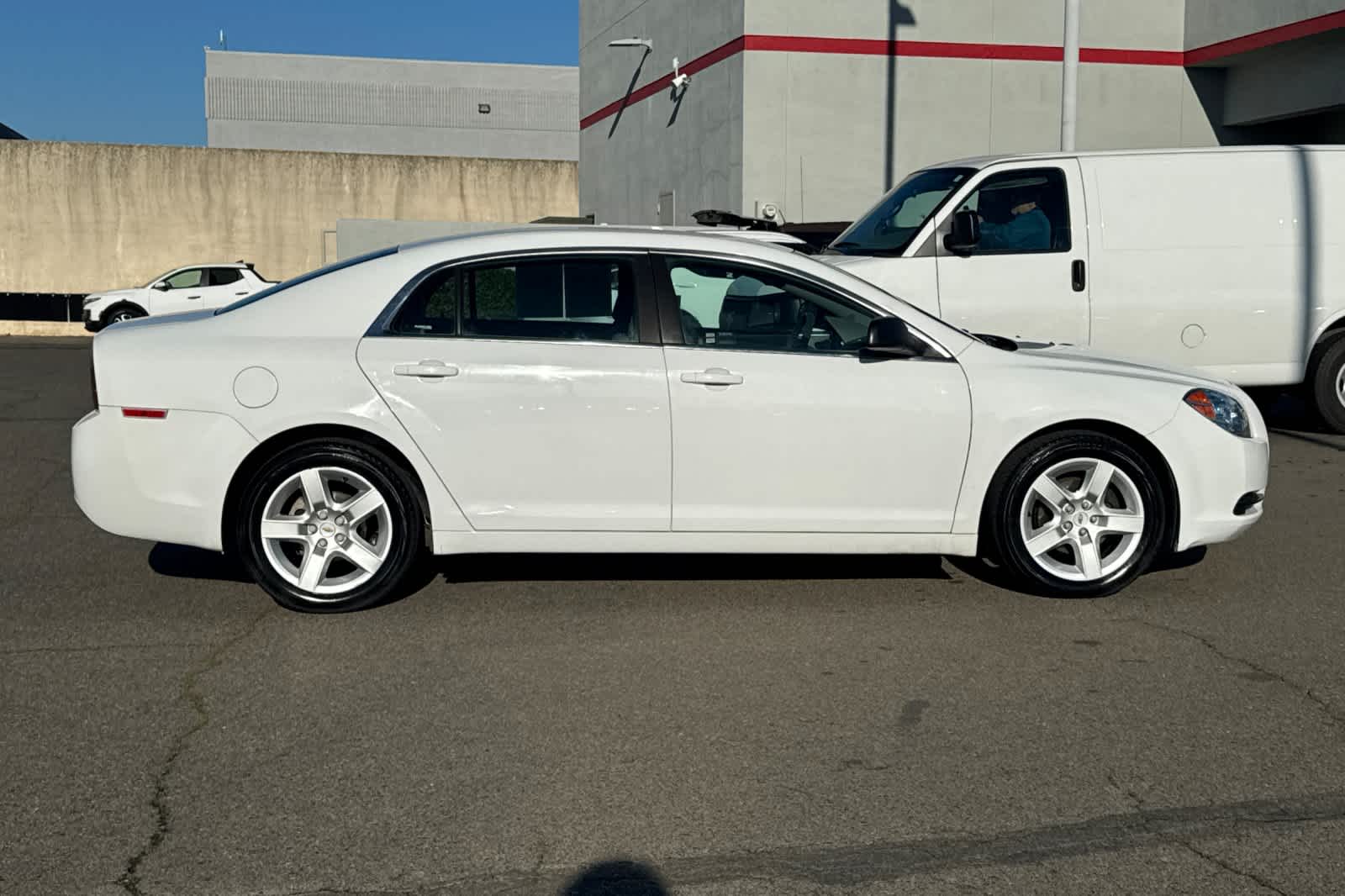 Thumbnail: 2012 Chevrolet Malibu - 6