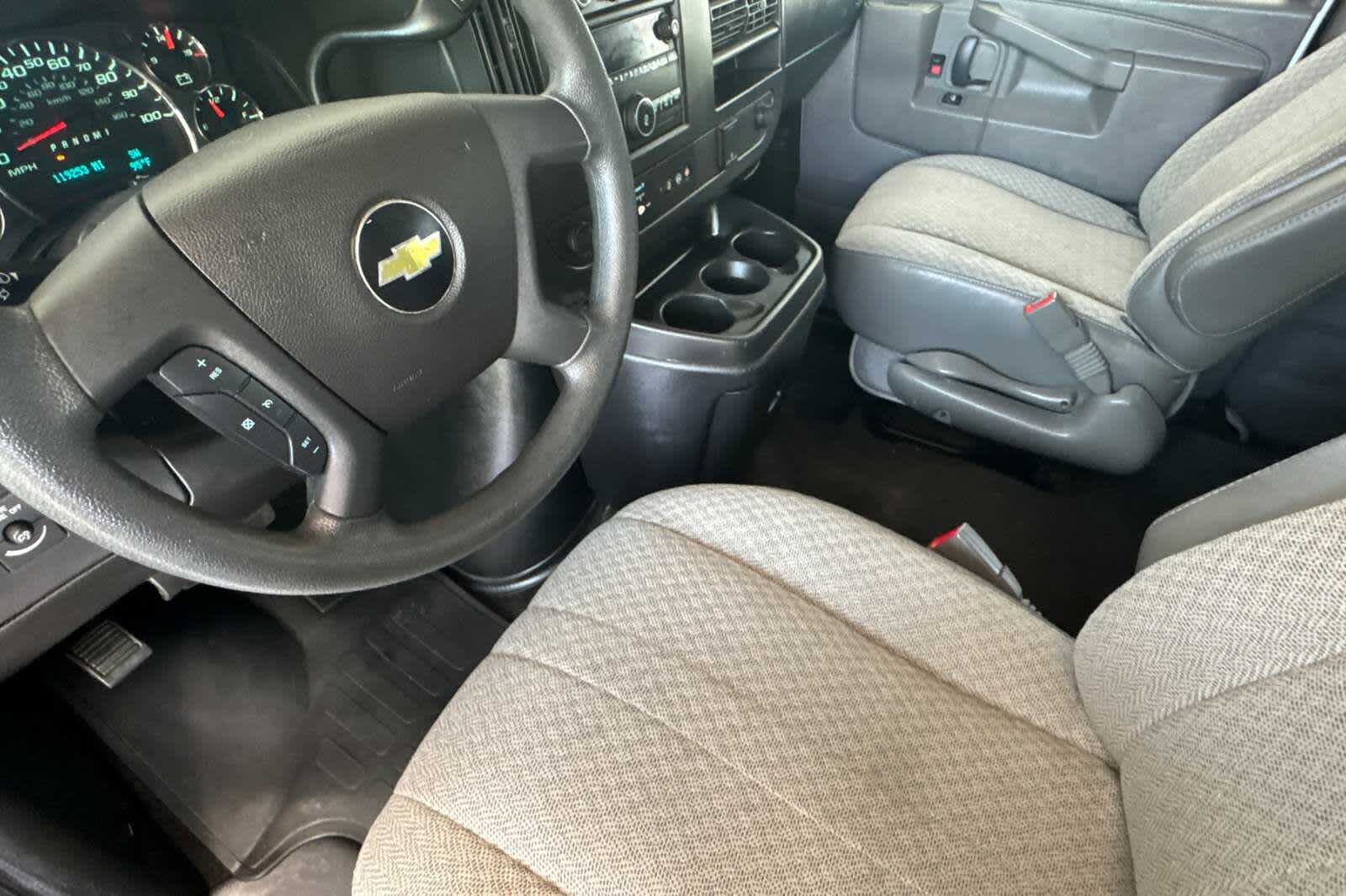 Thumbnail: 2017 Chevrolet Express - 11
