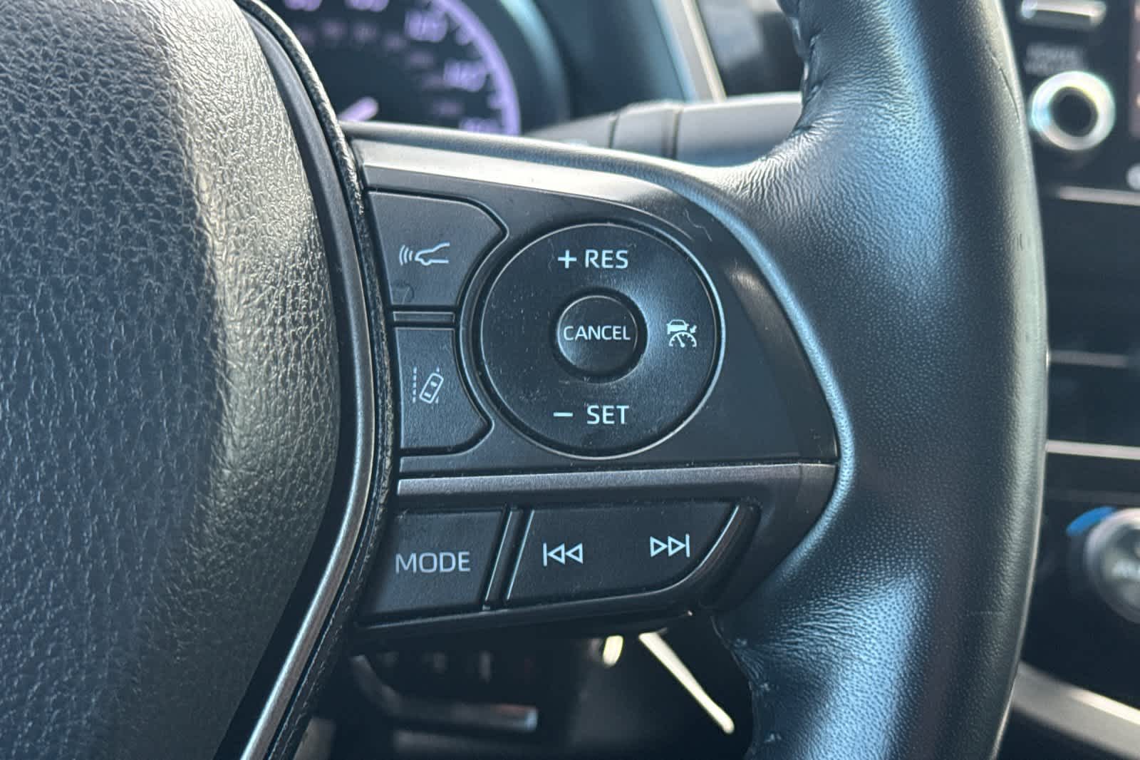 Thumbnail: 2022 Toyota Camry - 24