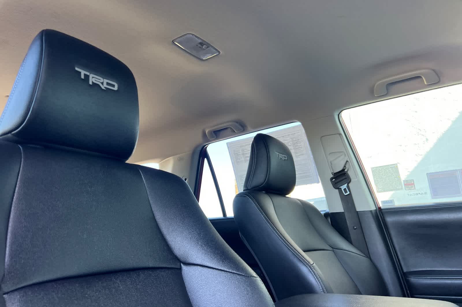 Thumbnail: 2022 Toyota 4Runner - 18