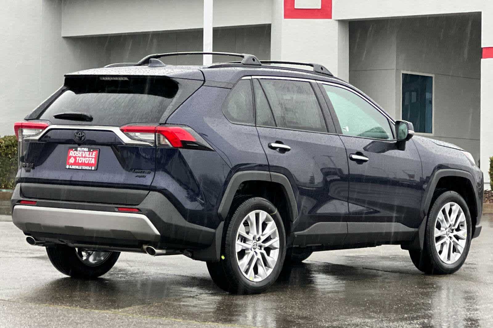 Thumbnail: 2025 Toyota RAV4 - 2