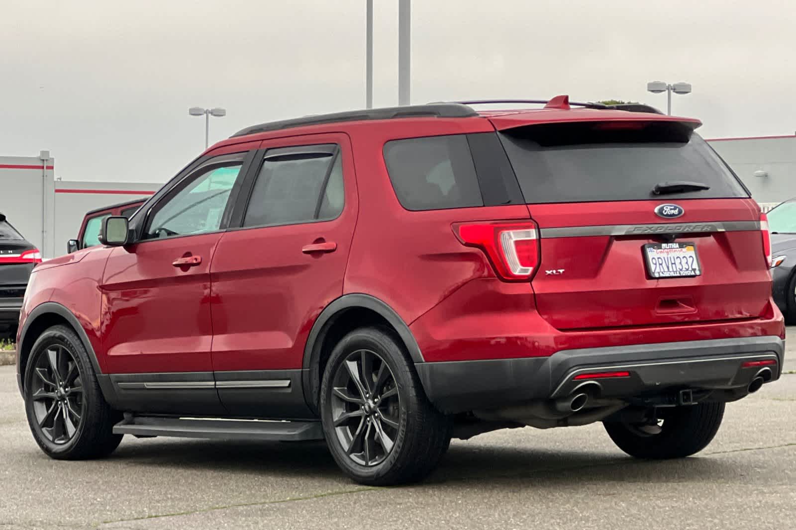 Thumbnail: 2017 Ford Explorer - 7