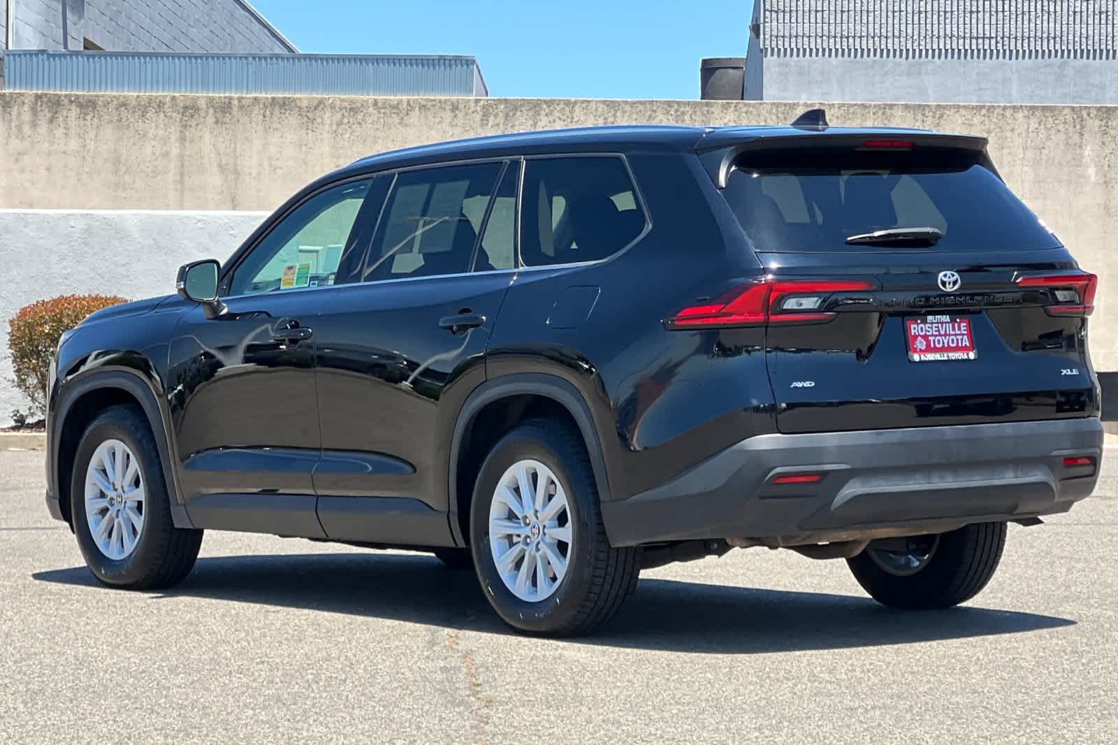 Thumbnail: 2025 Toyota Grand Highlander - 7