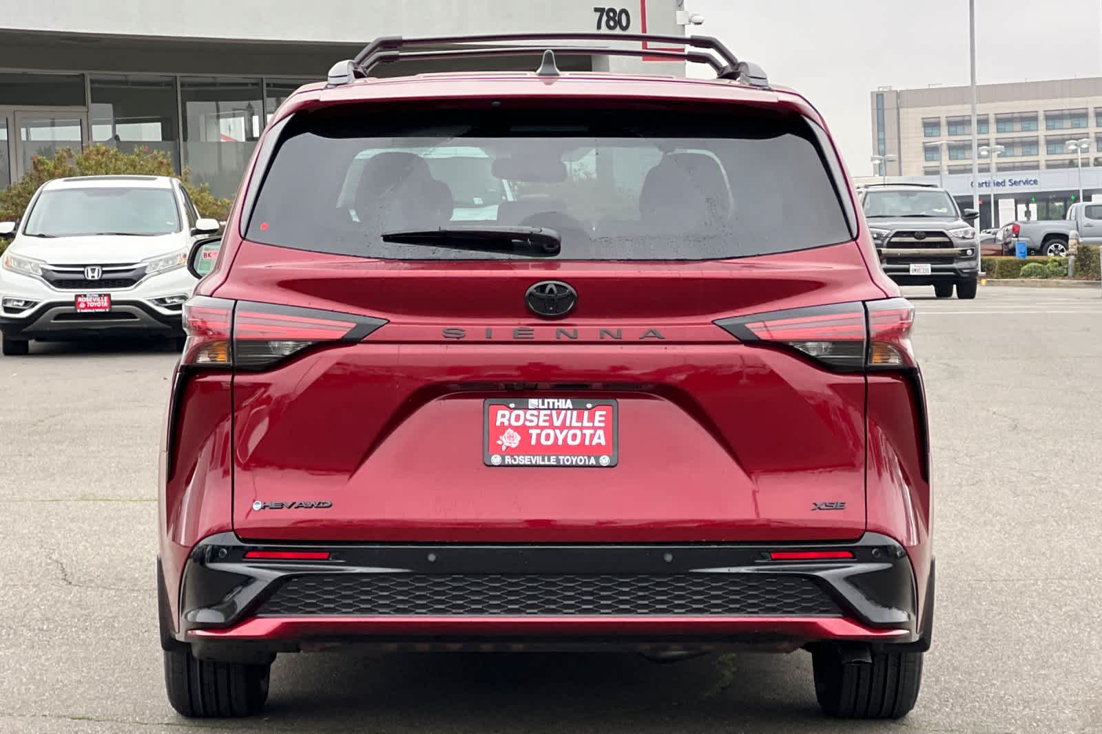 Thumbnail: 2026 Toyota Sienna - 7