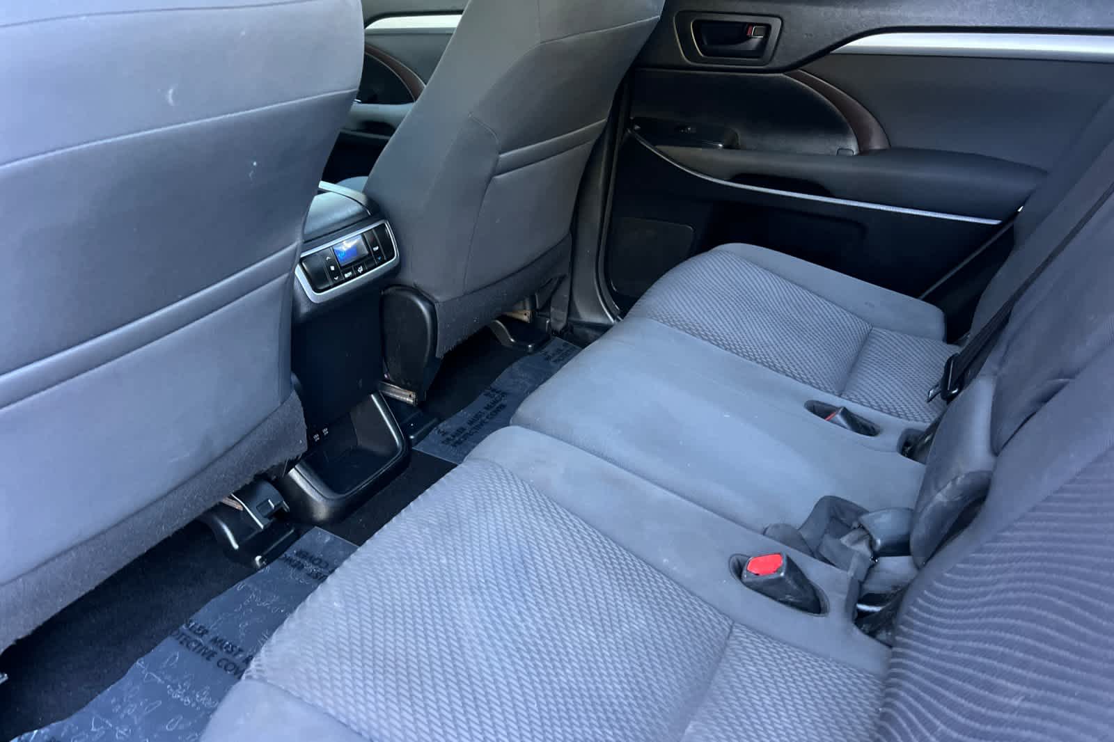 Thumbnail: 2018 Toyota Highlander - 4