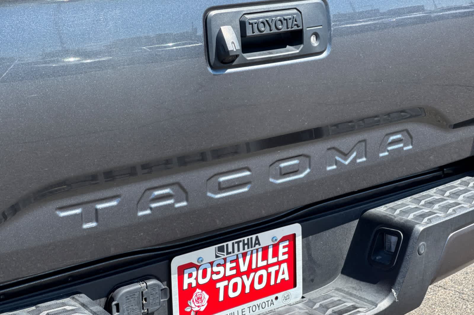 Thumbnail: 2023 Toyota Tacoma - 30