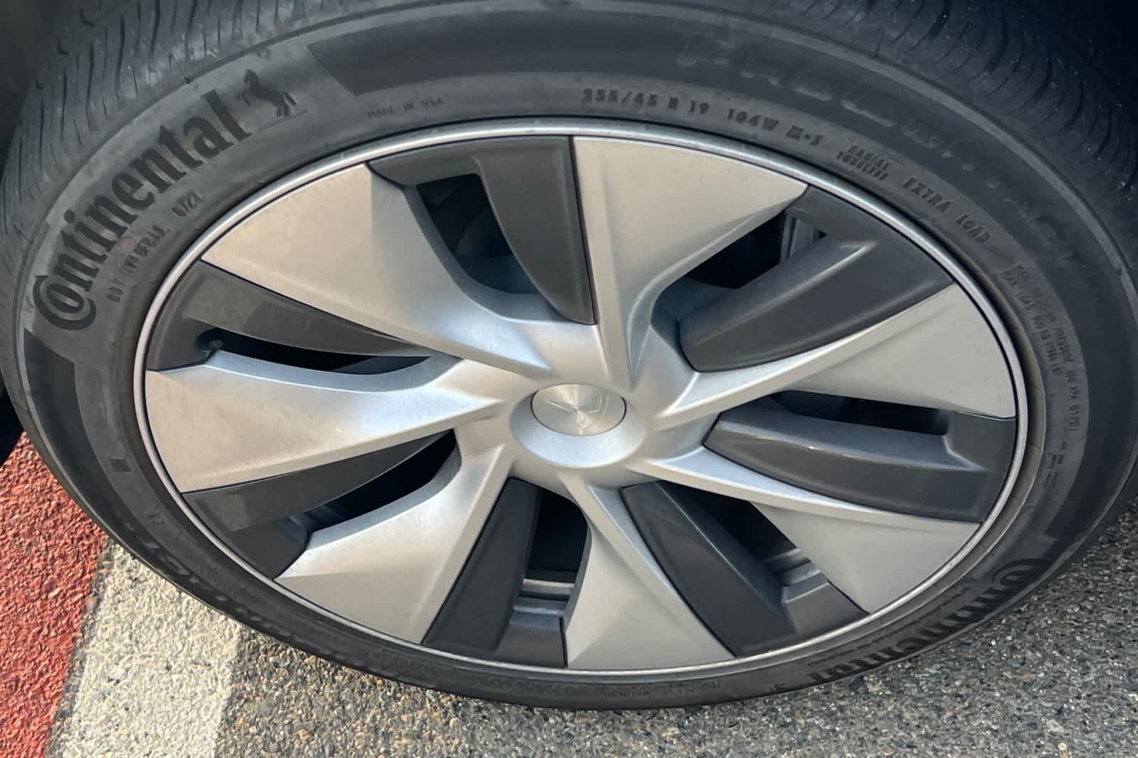 Thumbnail: 2023 Tesla Model Y - 20