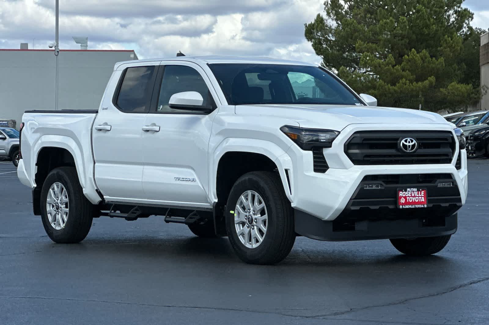 Thumbnail: 2025 Toyota Tacoma - 9