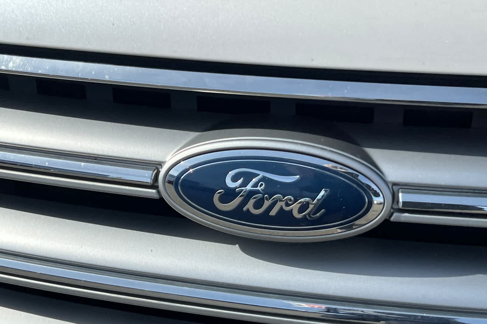 Thumbnail: 2017 Ford Escape - 10