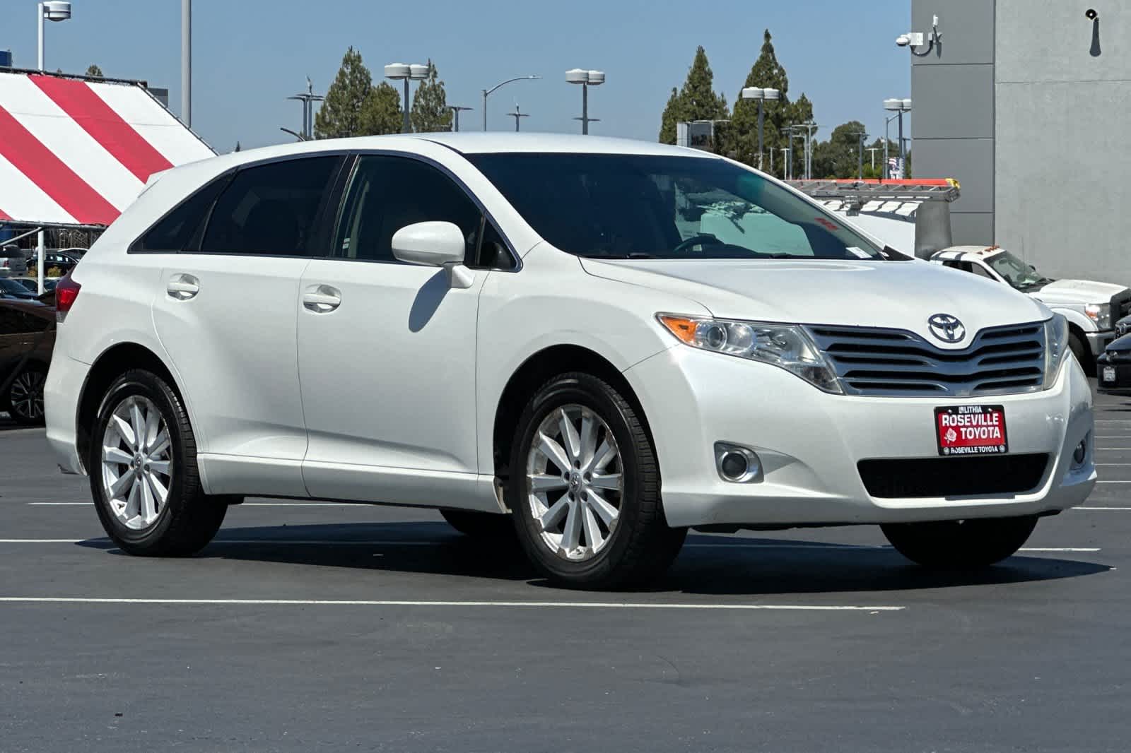 Thumbnail: 2010 Toyota Venza - 5