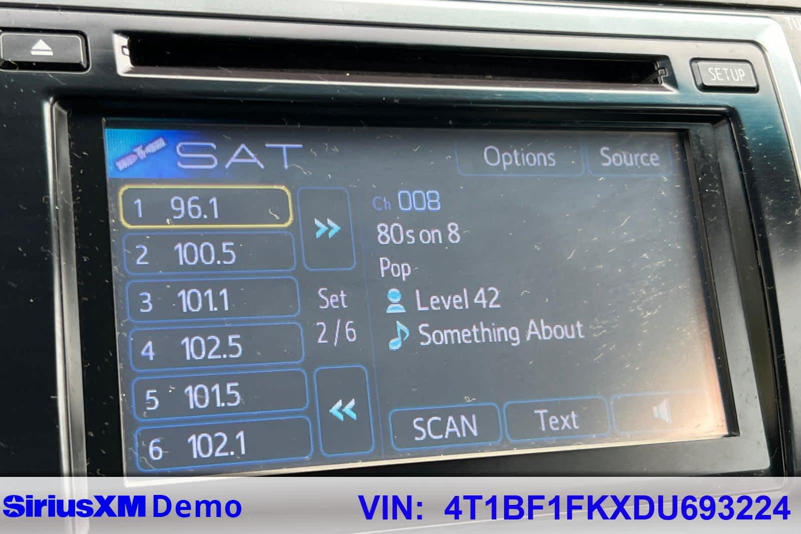 Thumbnail: 2013 Toyota Camry - 32