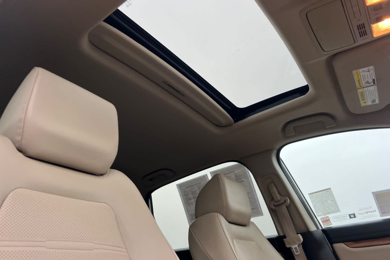 Thumbnail: 2017 Honda CR-V - 18