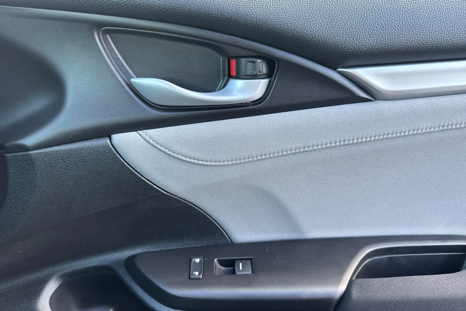 Thumbnail: 2019 Honda Civic - 17