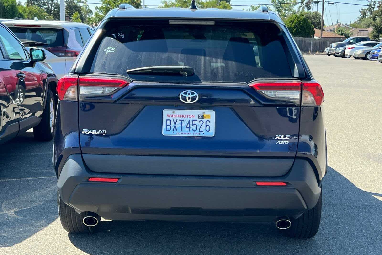 Thumbnail: 2022 Toyota RAV4 - 5