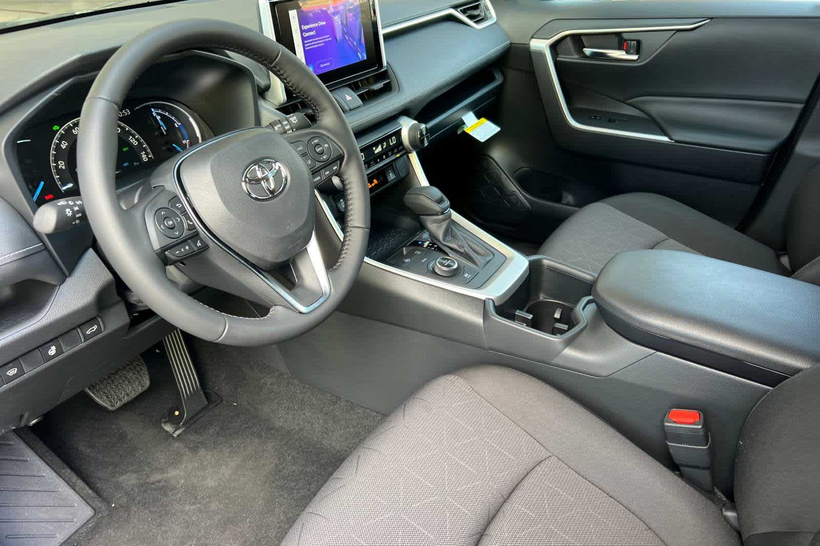 Thumbnail: 2025 Toyota RAV4 - 11