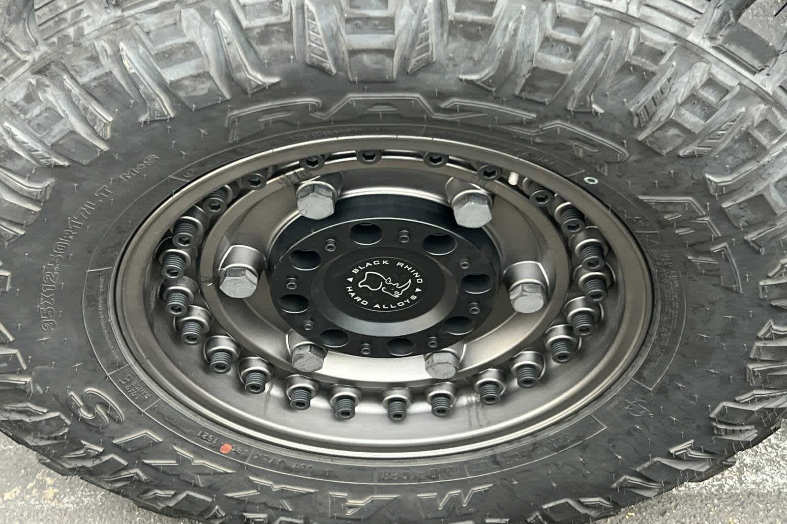 Thumbnail: 2019 Toyota 4Runner - 21