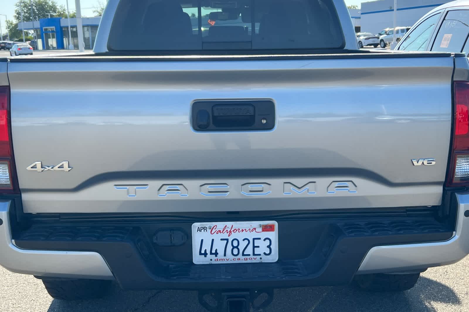 2021 Toyota Tacoma SR5 16