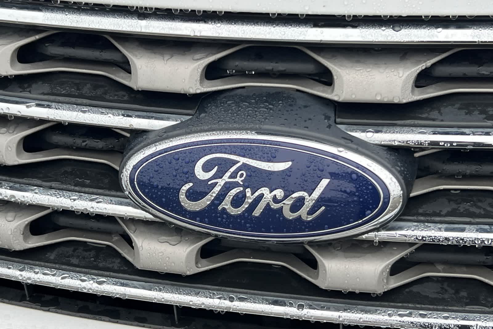 Thumbnail: 2017 Ford Explorer - 10