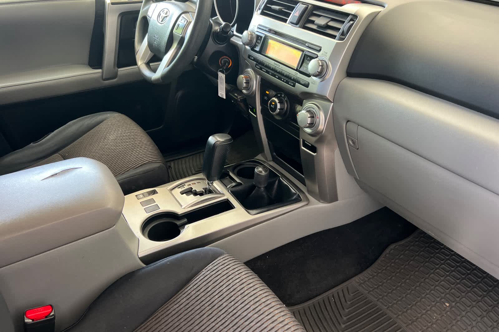 2011 Toyota 4Runner SR5 17