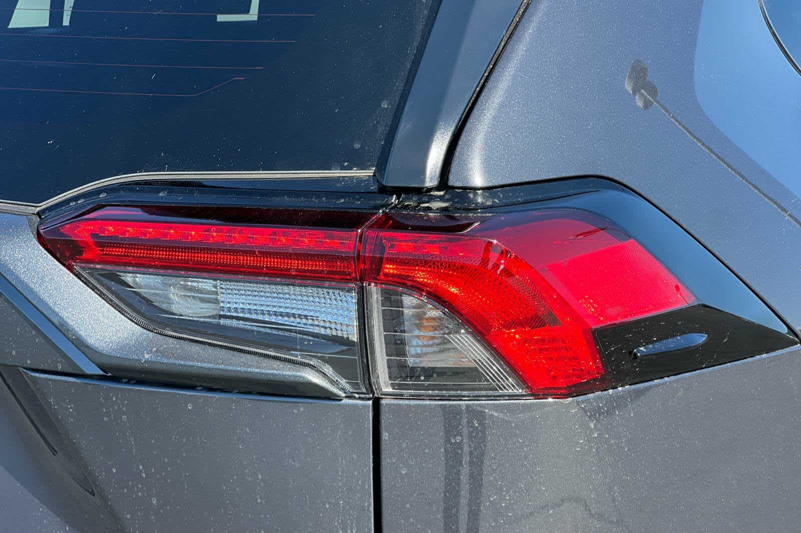 2025 Toyota RAV4 XLE 29