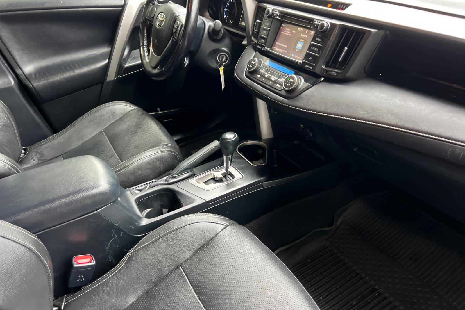 Thumbnail: 2017 Toyota RAV4 - 16