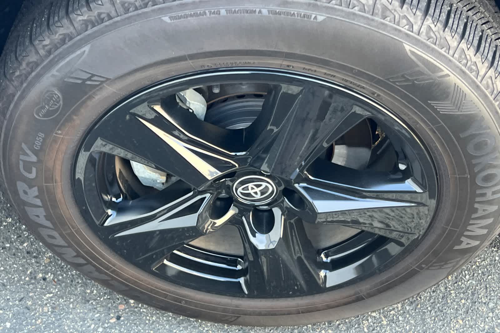 Thumbnail: 2023 Toyota Highlander - 22