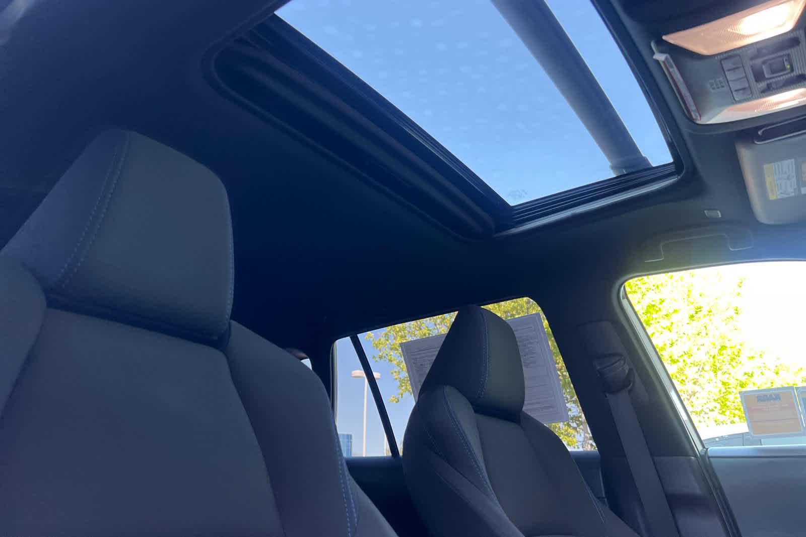 Thumbnail: 2025 Toyota RAV4 - 18