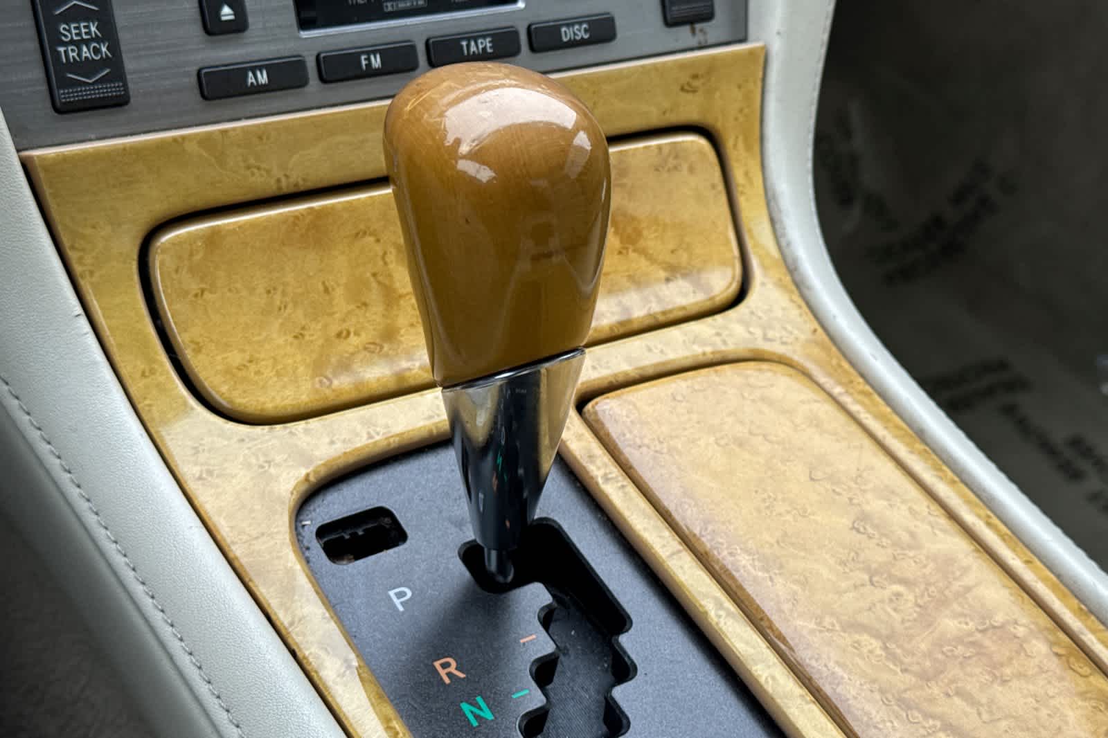 Thumbnail: 2004 Lexus SC - 22