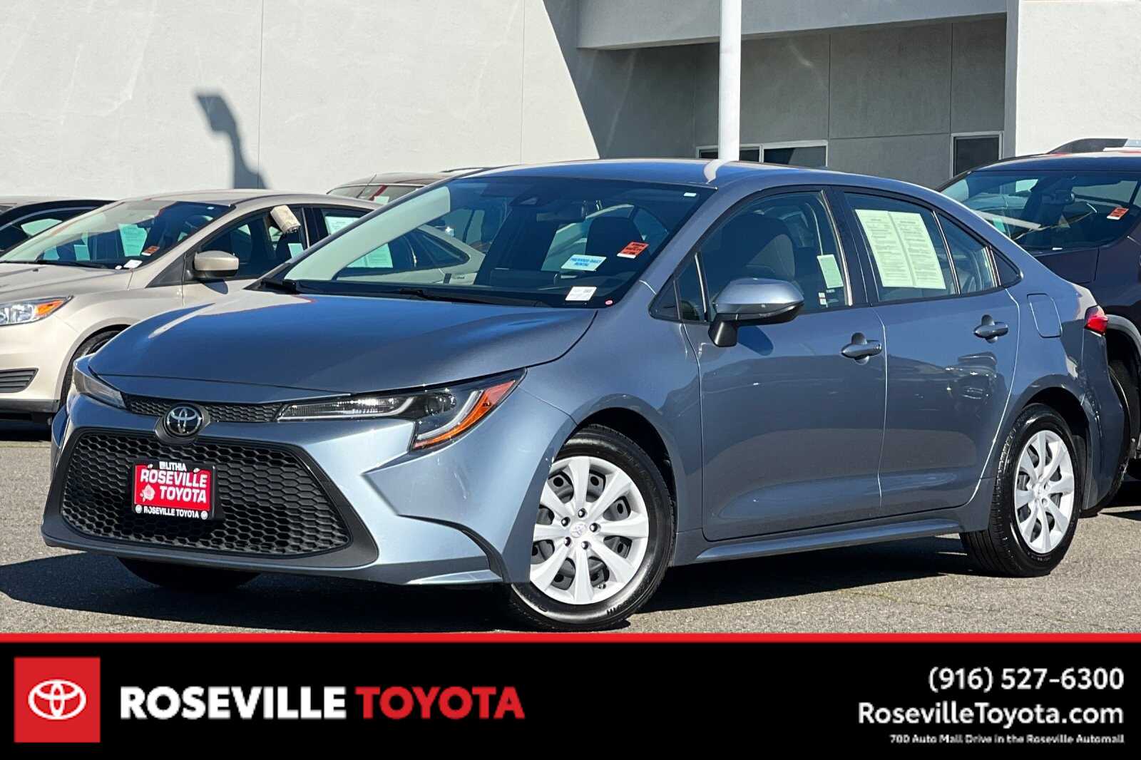 2022 Toyota Corolla LE Hero Image