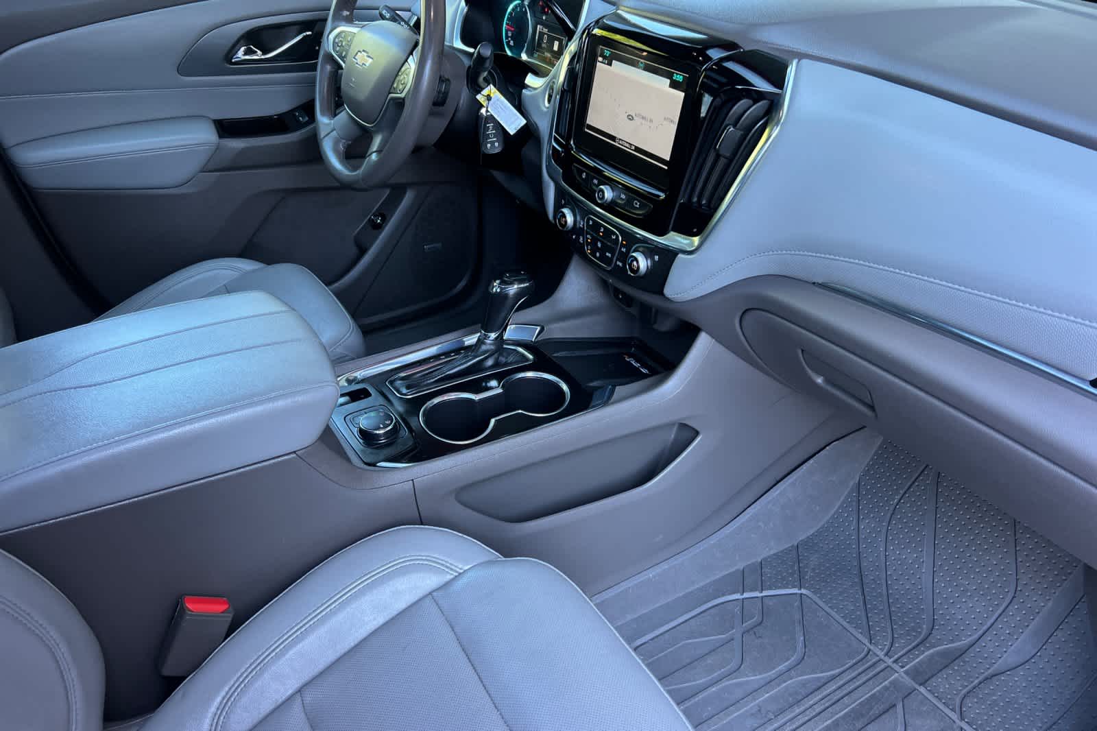Thumbnail: 2018 Chevrolet Traverse - 17